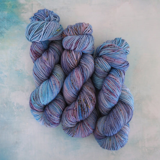 Silky Twist yarn (80% SW Merino/20% Silk, weight 1)